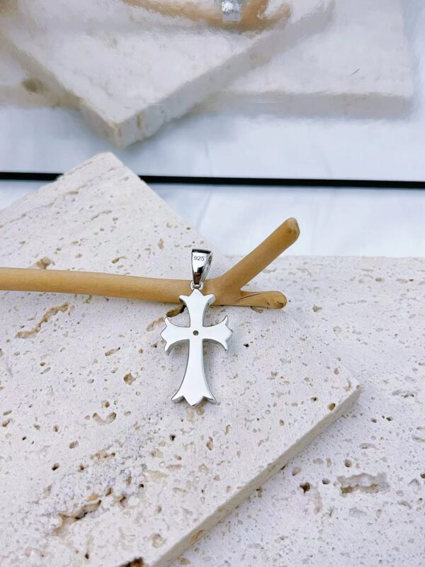 Sterling Silver Gothic Cross Pendant - Image 4