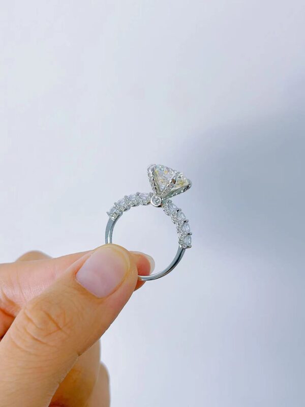 Classic 6-Prong Moissanite Ring - Image 2