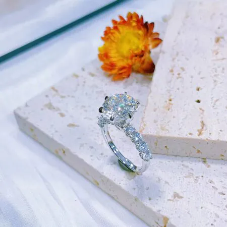 Classic 6-Prong Moissanite Ring