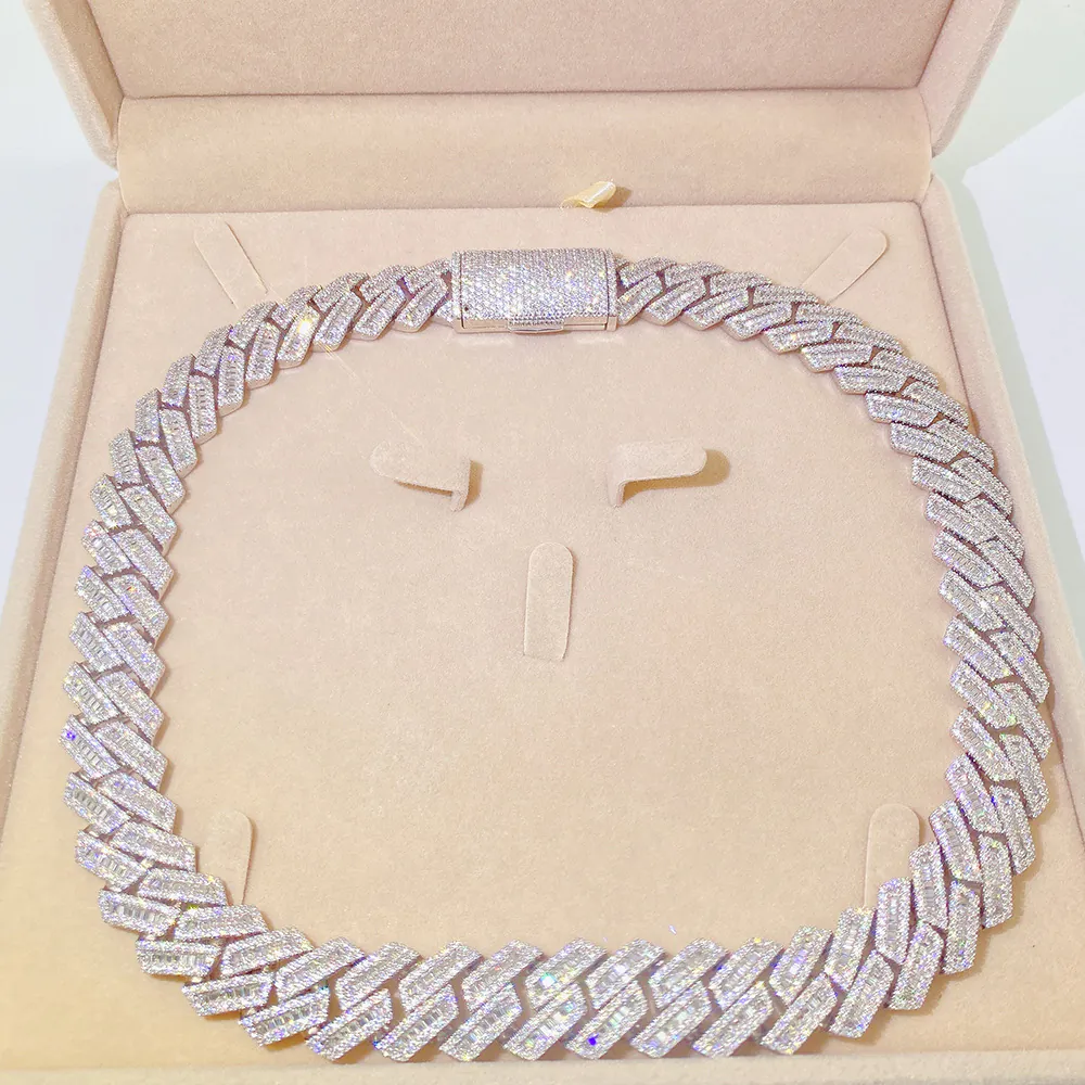 close-up showing sparkle of moissanite baguette stones under light