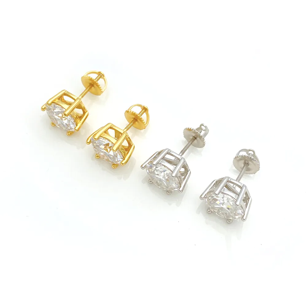 SKU chart showing sizes and gold color options for moissanite stud earrings